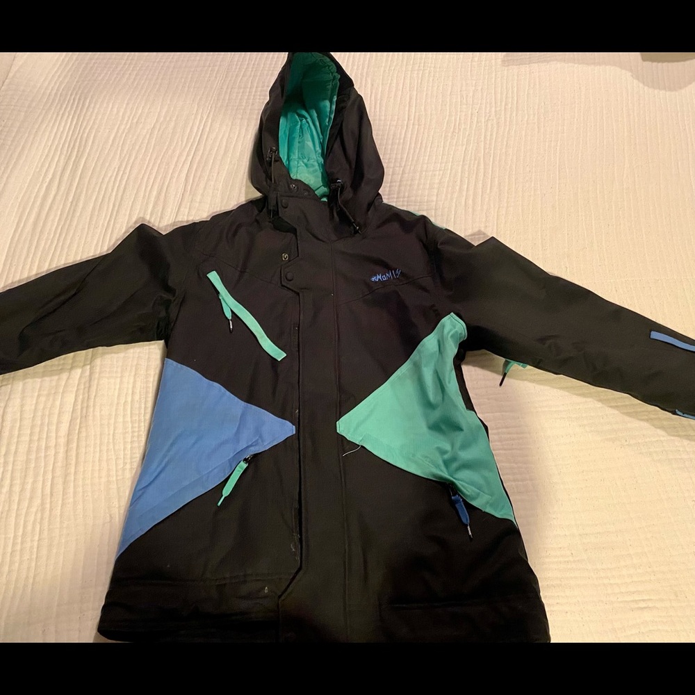 Nomis women’s snowboarding jacket